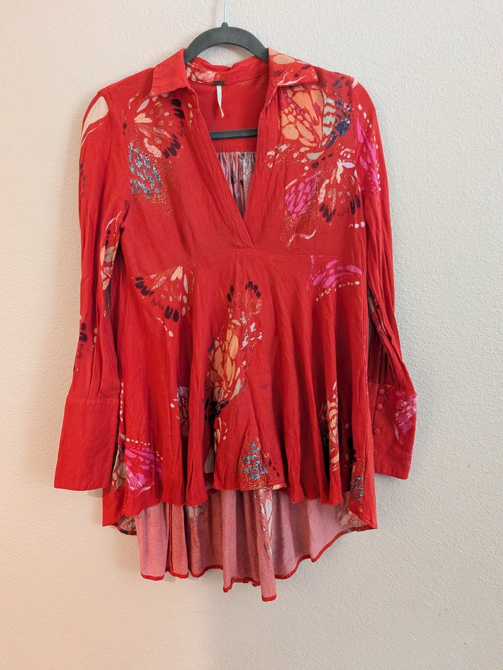 Free People Red Floral V-Neck Long Sleeve Tunic